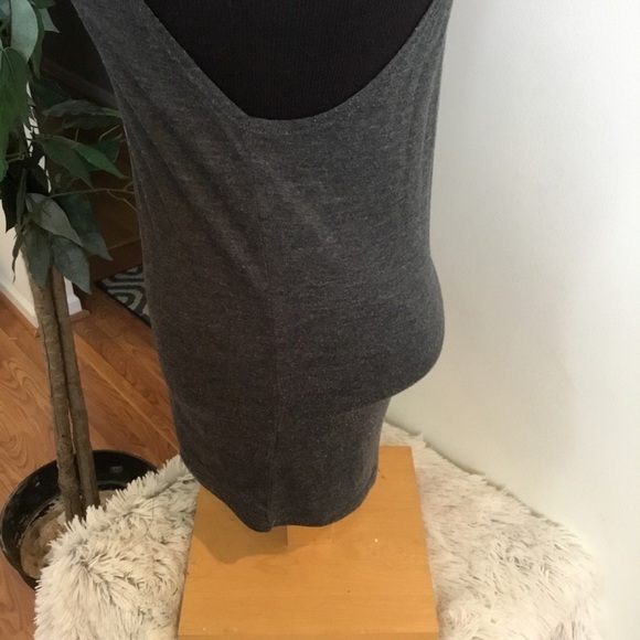 So Set 2 workout tanks size small - Picture 12 of 15